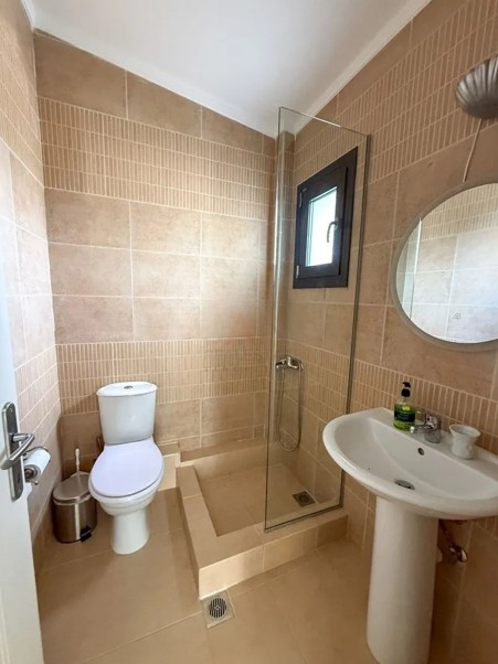 cef1be0e-3776-4036-b30a-84e76e293866_ekranna_snimka_2025-11-18_214142