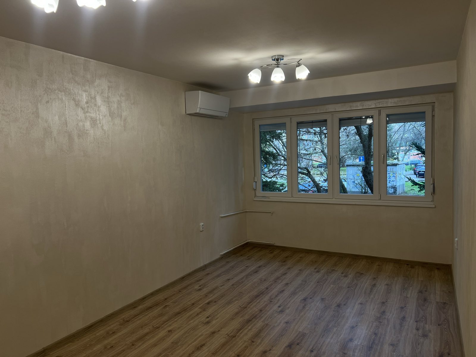 0-02-05-2e0efba4350e2a68846678241e9cf73a9b6137524eb9df99f5f908c10c6ac2d5_f90da2ce7a766547