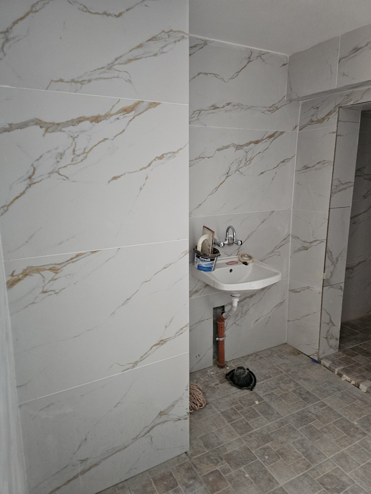 0-02-05-4be841e1cc83745f070aaa2dd7cbf78cba4c2cf750aa0eb44e9ecdb7c2584eba_881847dc821d4a4e