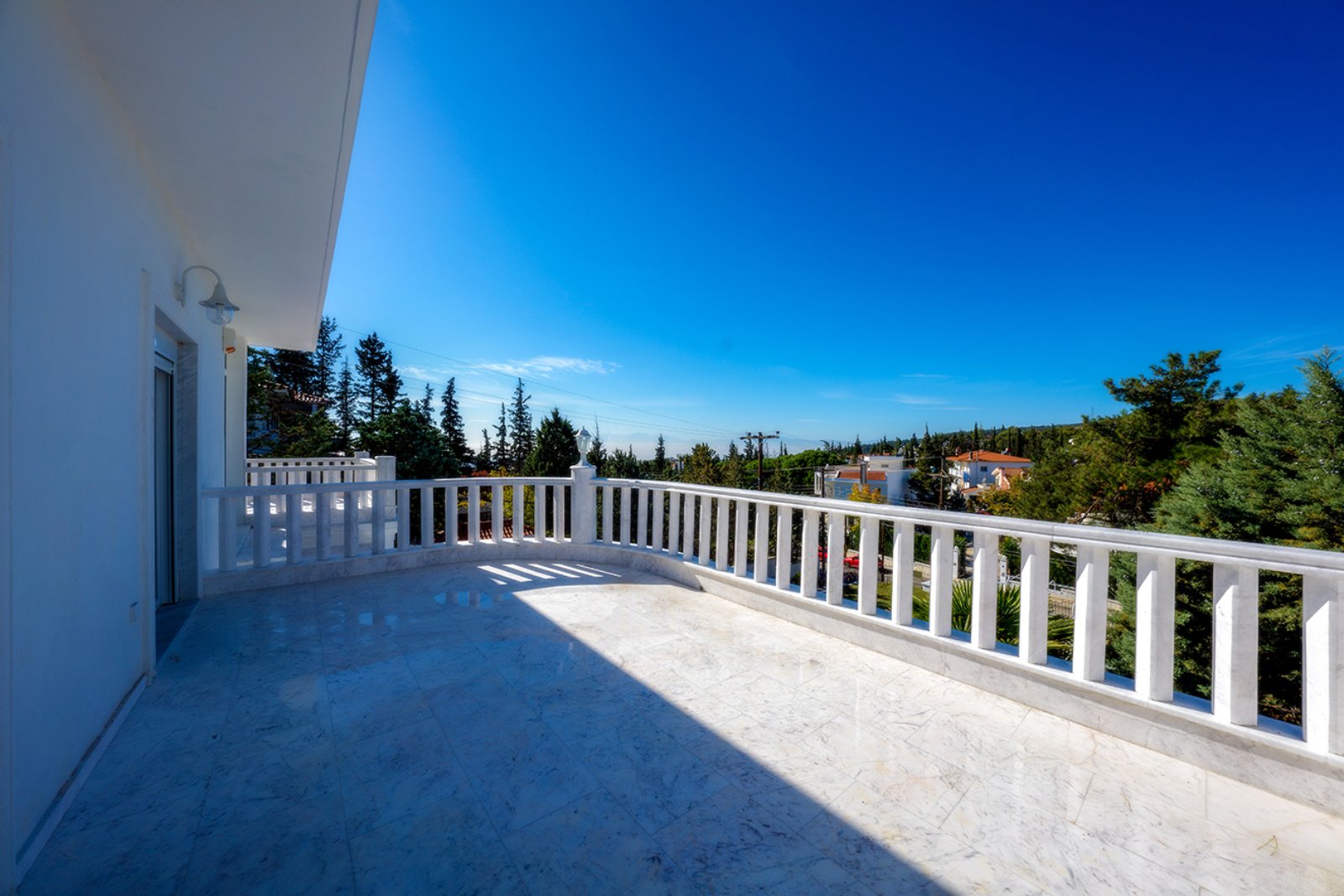 0-02-05-4ea1d11cb7f8f40655c47fb021f64ce81608eb6c384d8366e575c0248f64e3df_b020edbdb0891ed1