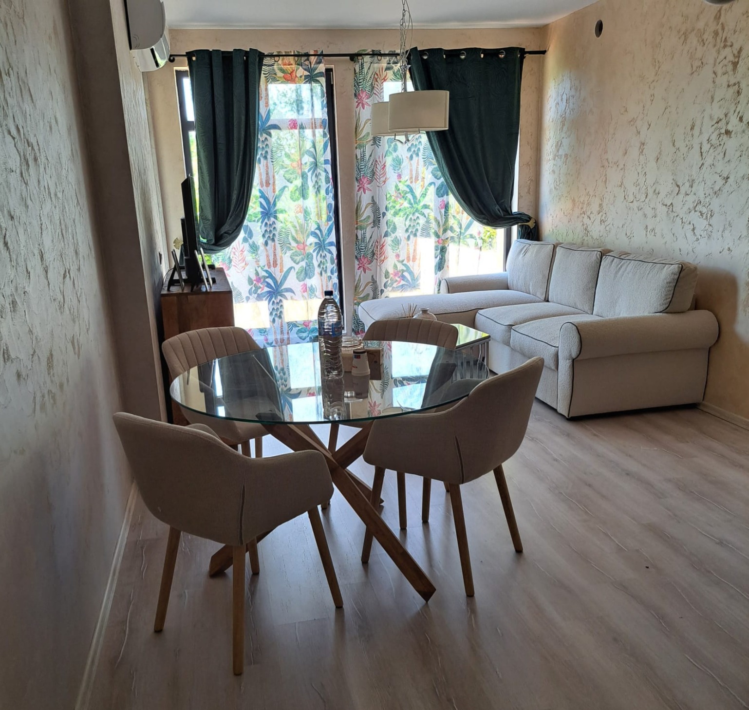 2c174894485095423_Vy